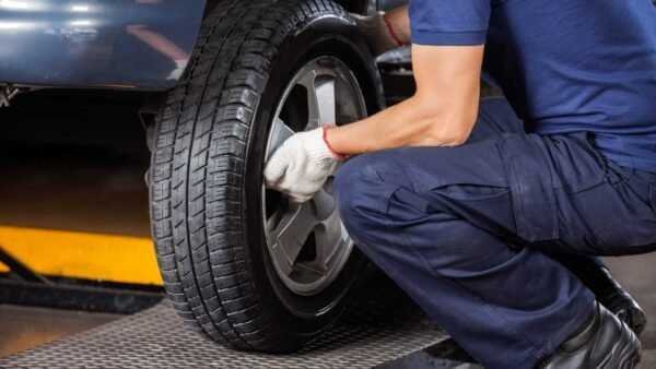 change flat tire