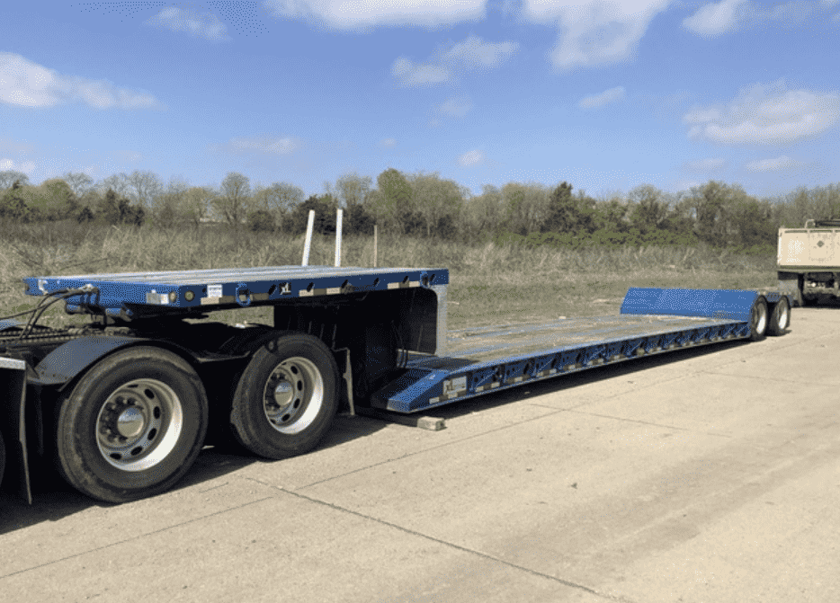 Fixed Neck Lowboy Trailers can be used to toe heavy equipment