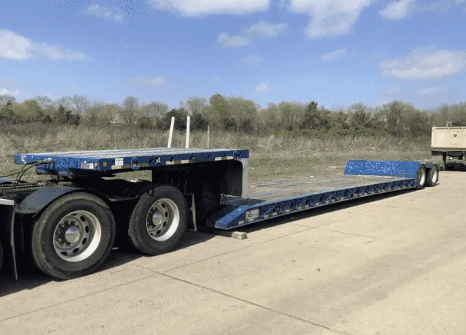 Fixed Neck Lowboy Trailers can be used to toe heavy equipment