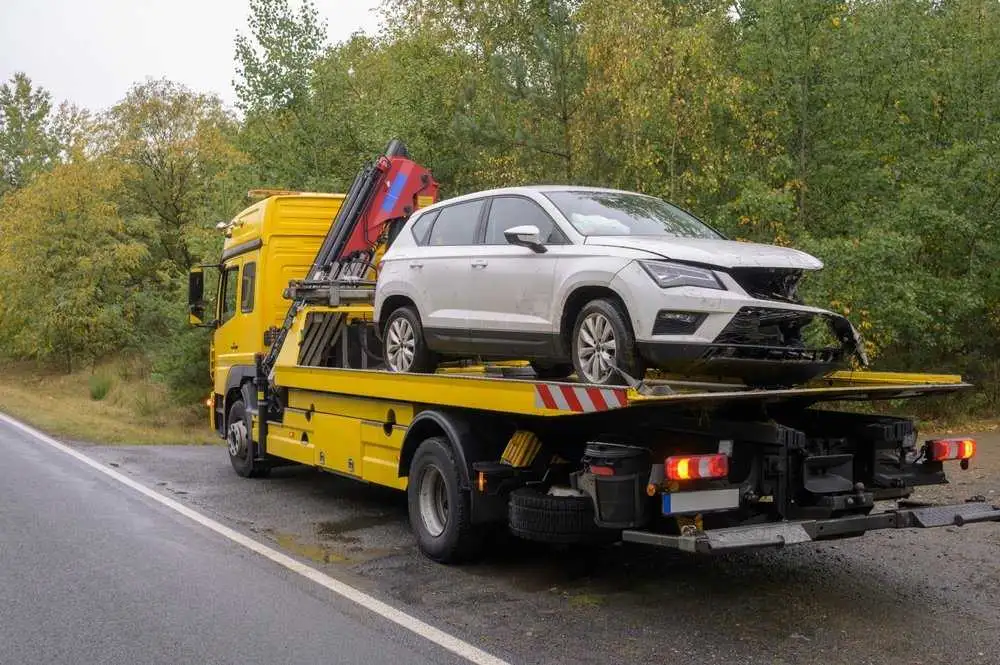 medium duty towing accident towing