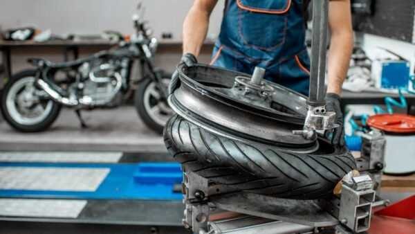 bike tyre change